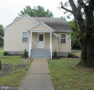 215 Maple Way Salisbury, MD 21804